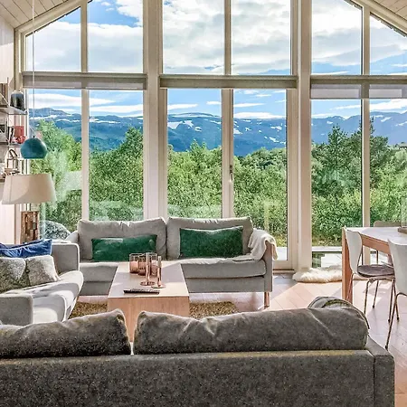 2 Bedroom Cozy In Edland