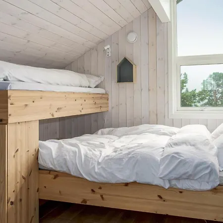 2 Bedroom Cozy In Edland Nyaraló Vågsli
